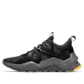 Madbury Sneakers “Black Mesh with Black”
