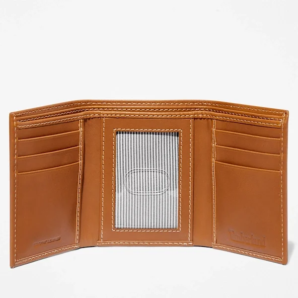Men’s Smooth Leather Trifold Wallet Men’s Smooth Leather Trifold Wallet
